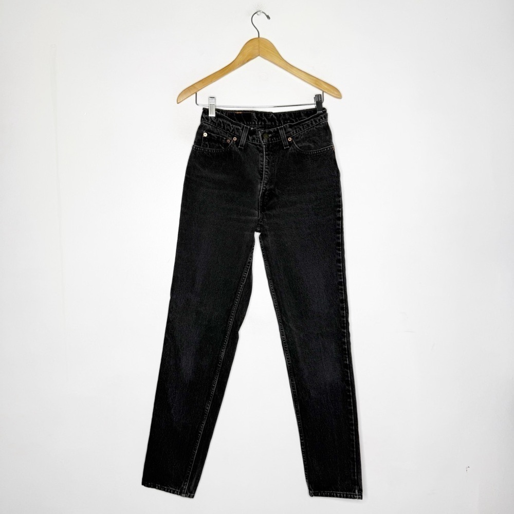 Levi’s Black 512 Slim Fit Taper Leg Vintage Jeans 1990’s Size 9
Junior